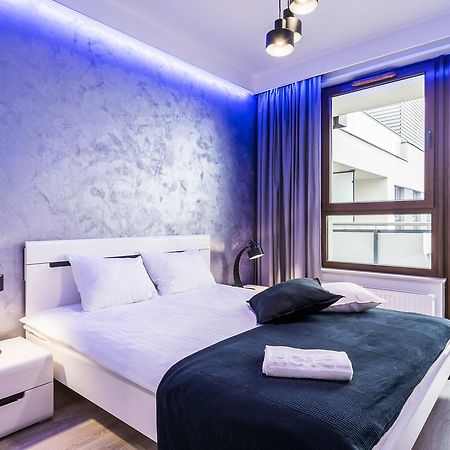 RentPlanet - Odra Tower Lägenhet Wrocław Exteriör bild