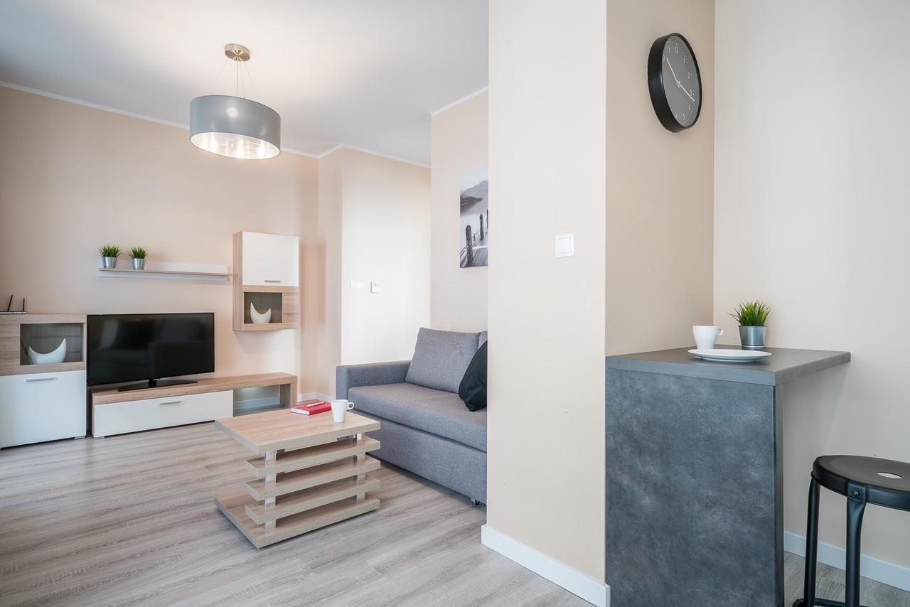 RentPlanet - Odra Tower Lägenhet Wrocław Exteriör bild